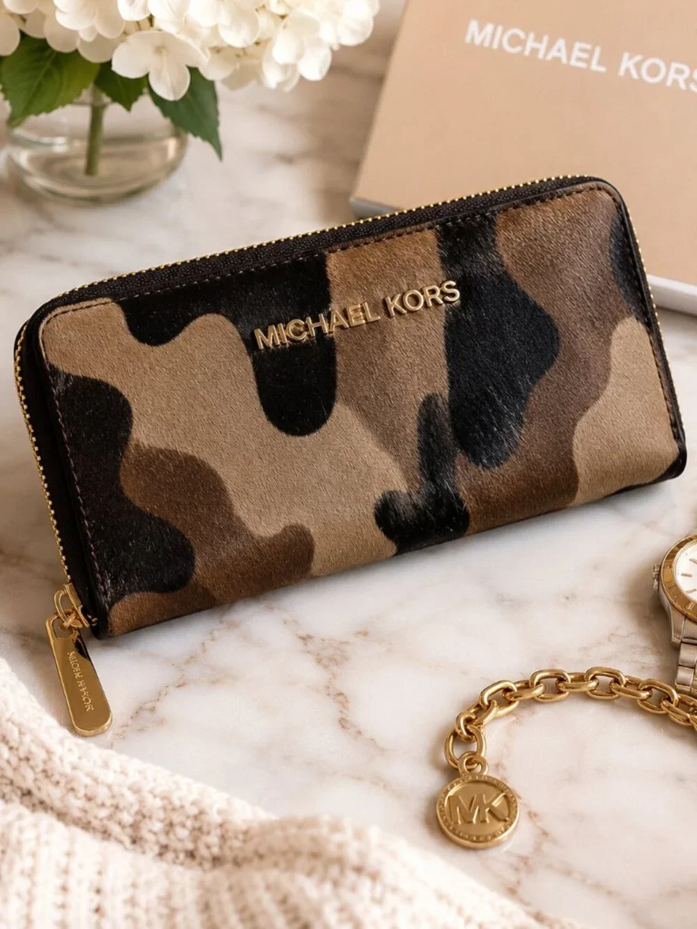 Michael Kors Haircalf Camouflage Jet Set Travel Zip Around Wallet Camo Gold